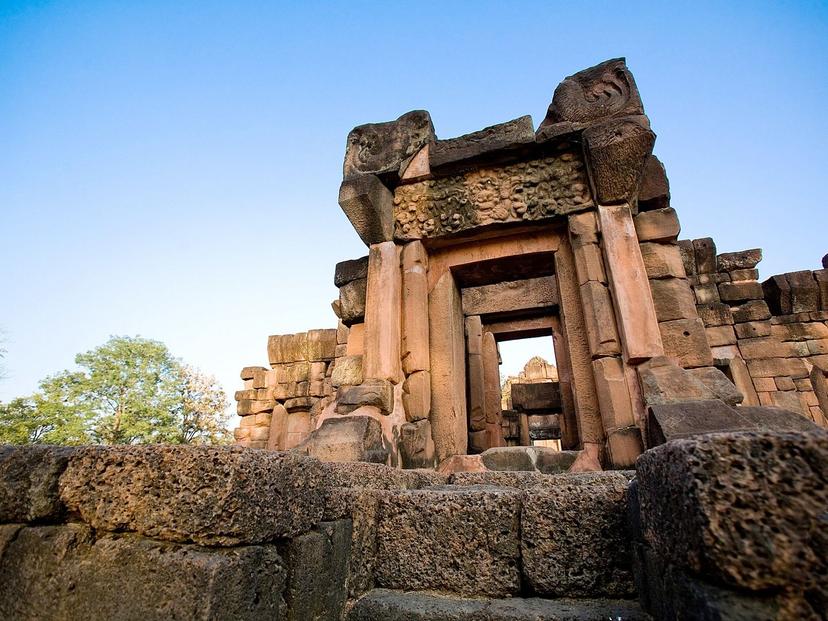 Prasat Puei Noi (Phra That Ku Thong)