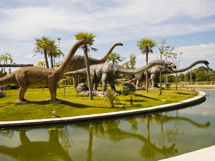 Sri Wiang Dinosaur Park