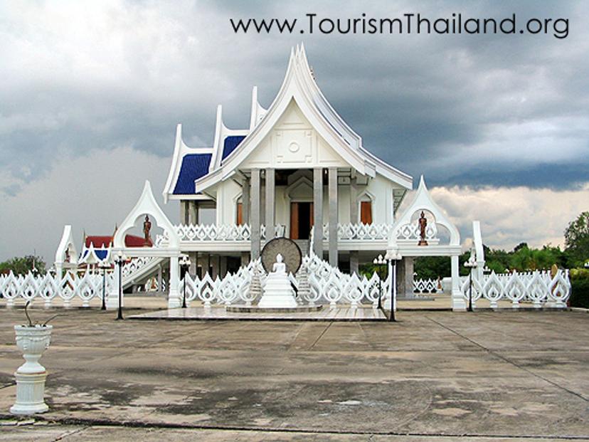 วัดพระพุทธบาท ยโสธร