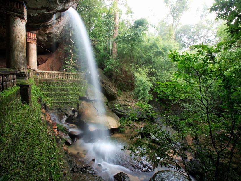 Haew Sin Chai Cave