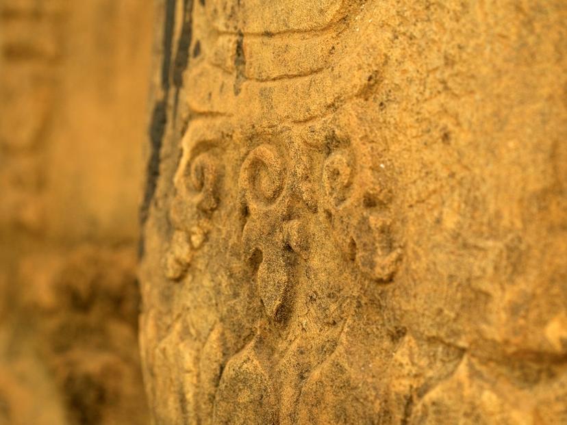 sandstone parapets, Ban Pak Beng and Ban Na Lak