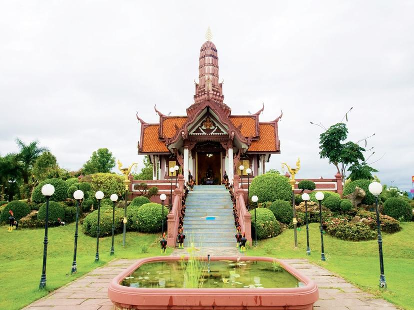 Somdet Phra Naresuan Shrine