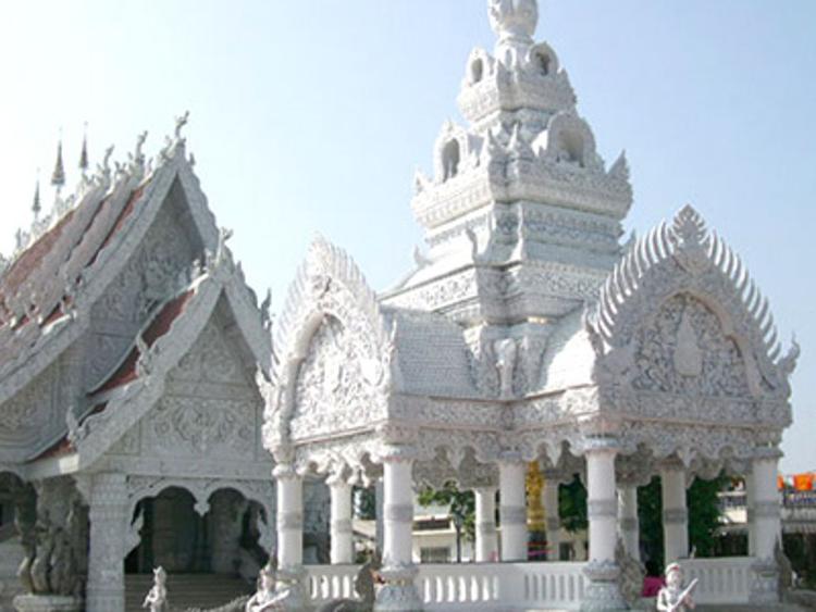 Wat Ming Mueang