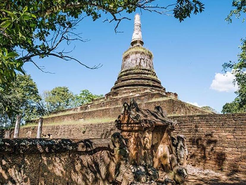 Wat Khao Suwan Khiri Ancient Ruins