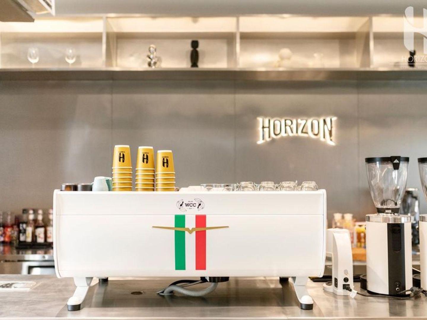 Horizon : Cafe & Restaurant