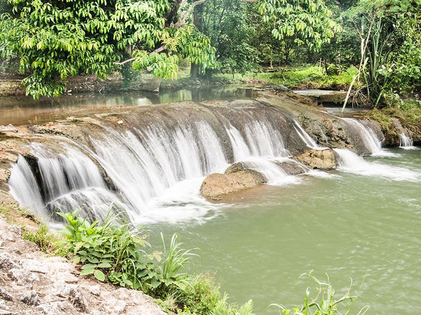 Kapo Waterfall Forest Park