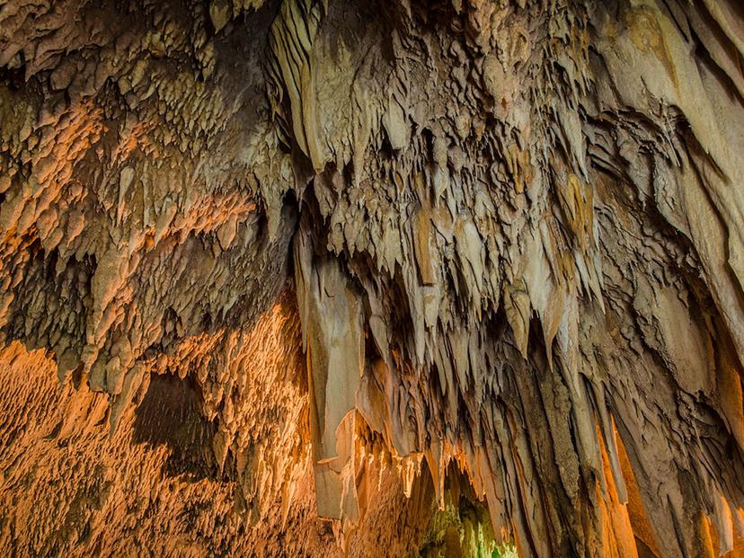 Khao Chang Cave