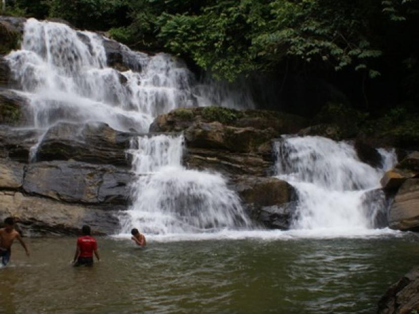 Ton Tok Waterfall