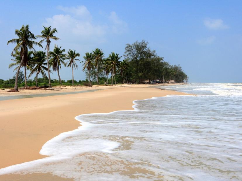 Pak Panang Beach and Talumpuk Cape