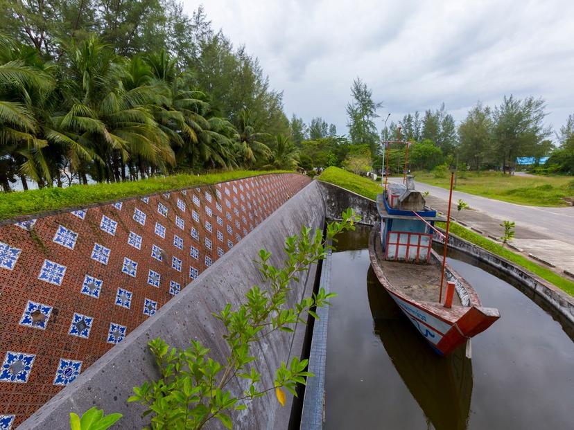 Tsunami Memorial Sculpture