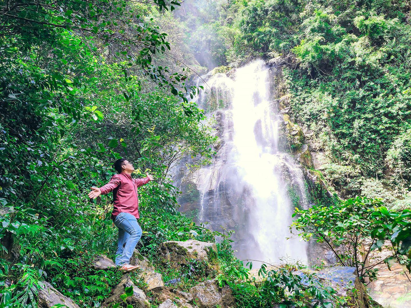 Chaloem Phra Kiat Rama IX Waterfall