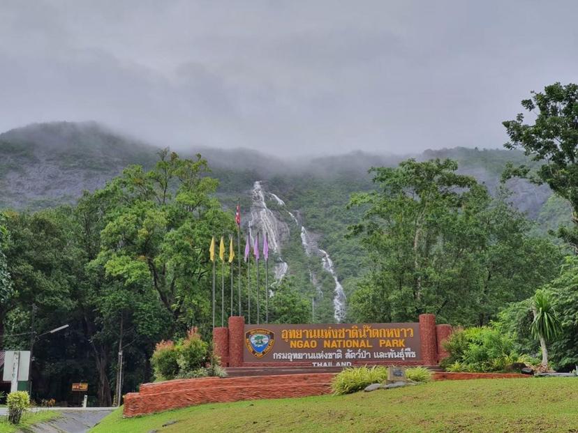 Ngao Waterfall National Park