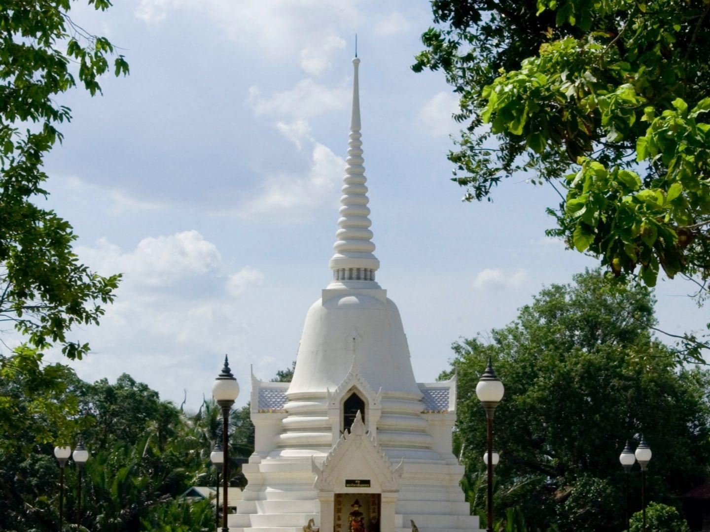 Memorial stupa of King Taksin the Great