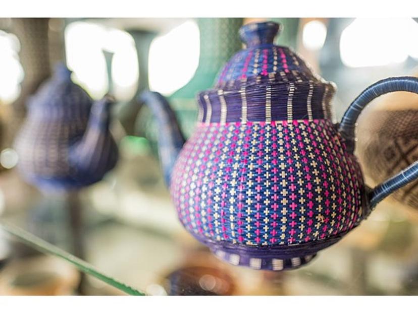 Ceramic woven handicraft village