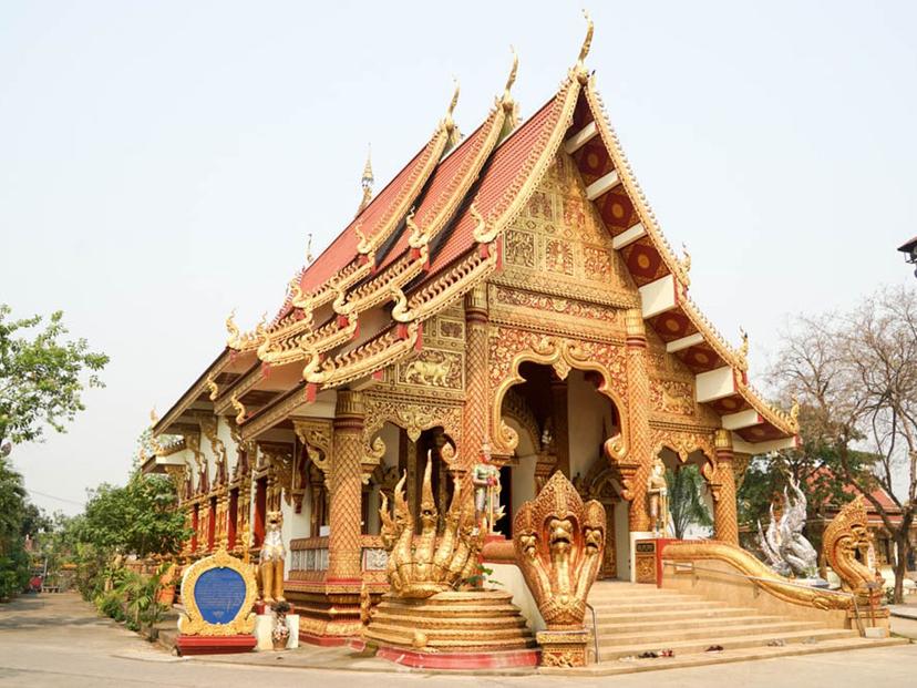 Wat Phra Chao Lan Thong