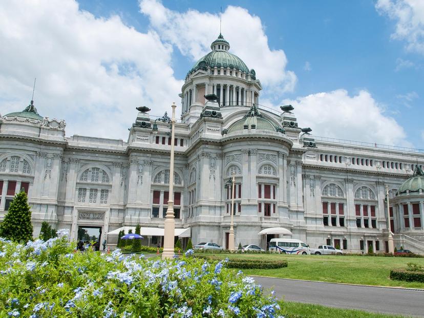 พระที่นั่งอัมพรสถาน