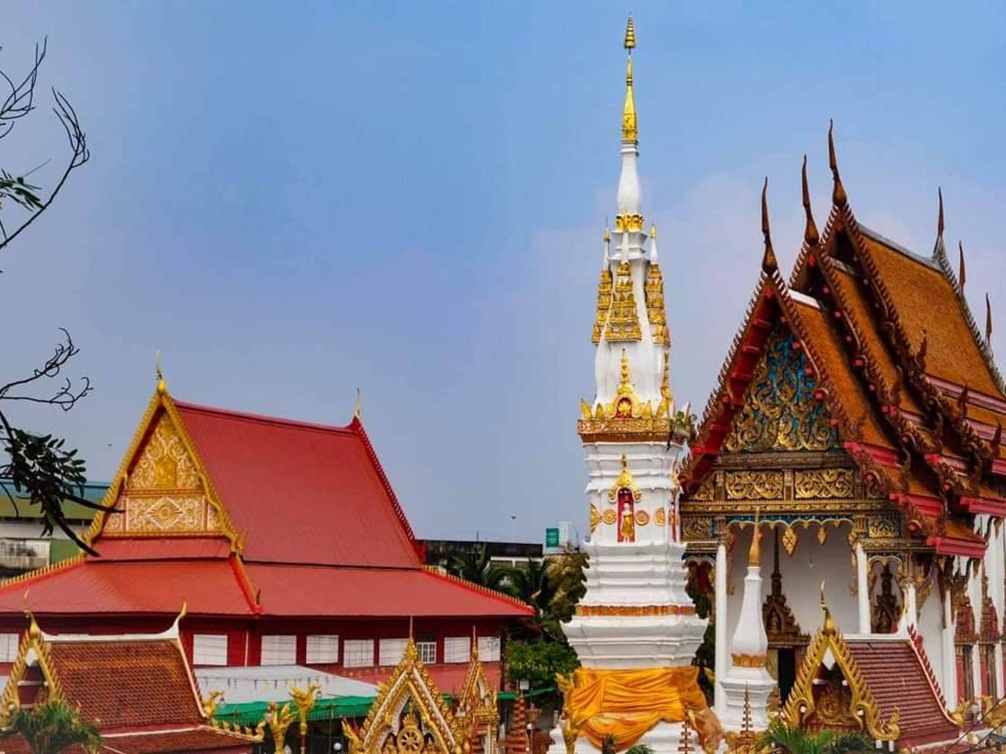 Phra That Yasothon or Phra That Anon