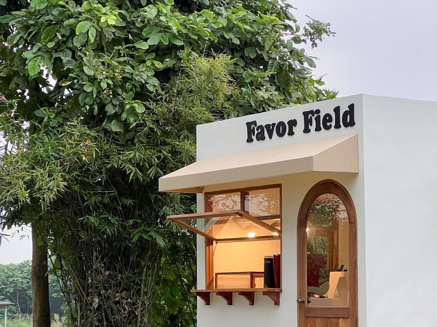 Favor Field cafe