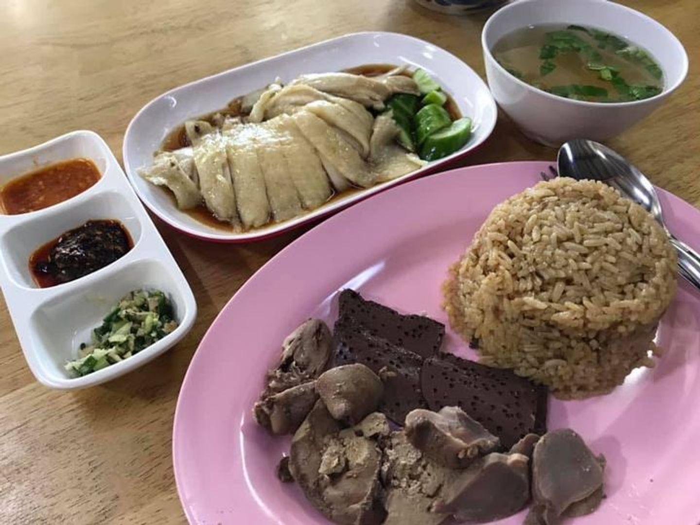 Hainanese Chicken Rice, Goibuy (Maeklong)