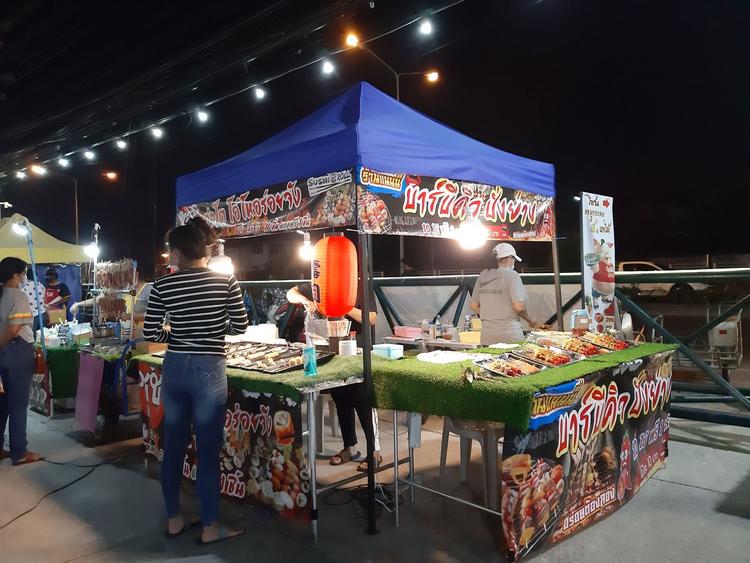 Hua Hin Wooden Pier Klong Thom Market