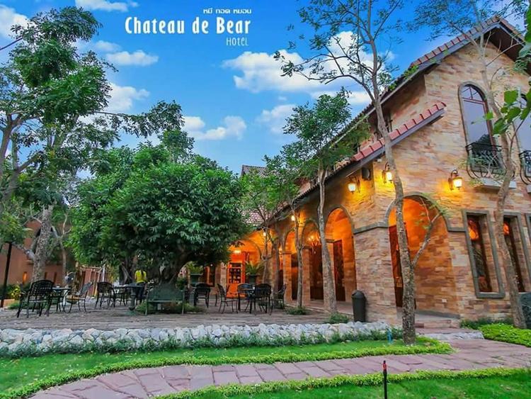 หมี กอด หมอน Chateau de Bear hotel