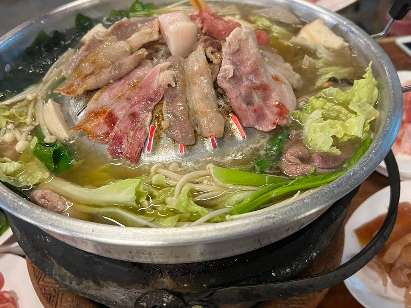 หมูจุ่ม เจ้โส