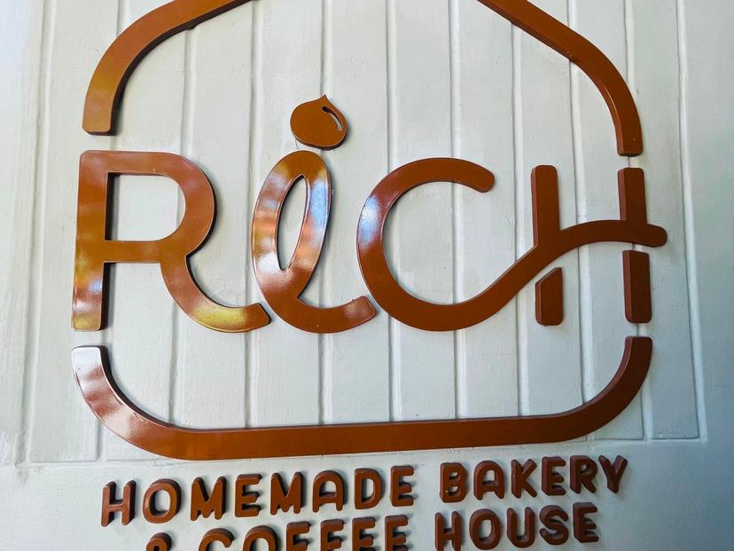 Rich Coffee House