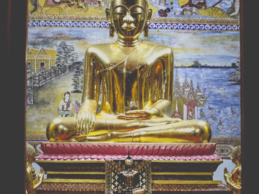 Wat Mai Pratu Chai Phimai